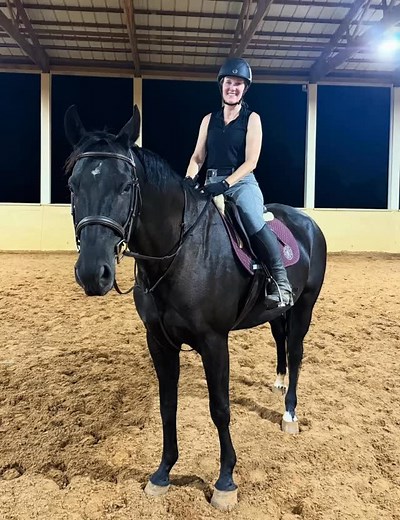 Congratulations to Ally Pryor on her half lease of Dacapo G! 🎉 We’re so excited to see you back in the saddle with such a wonderful partner! 🐴 | Addington Farm Hunters/Jumpers