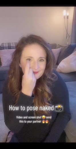 Empowering Boudoir Photography Poses for Women