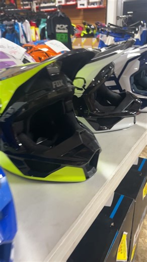 ALL of these Fox Racing V1 youth helmets are only $99!!!!! Call tori at 252-758-3084 ext 306 #foxracing #helmets #clearance #sale #shoplocal #ShopSmall #spring #summertime #deals | Ron Ayers Motorsports | Facebook