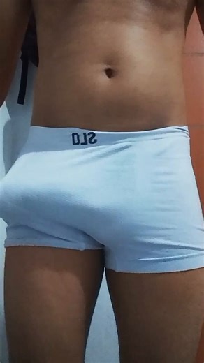 @peludaosafadoo Aguenta o meu pirocão xxl ?