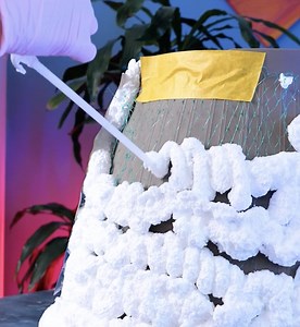 A planter and epoxy resin create a realistic food decor 🍥 | Health is Wealth