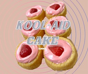 Kool-aid cake 🍓 These were mini strawberry shortcake bites. So easy to do. All you need is cool whip, kool-aid, strawberries, sweetend condensed milk and the store bought cupcake shells | Natalini