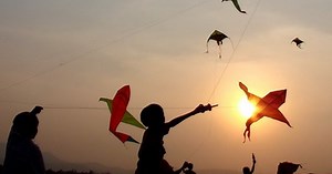 Cho tôi xin một vé đi tuổi thơ...