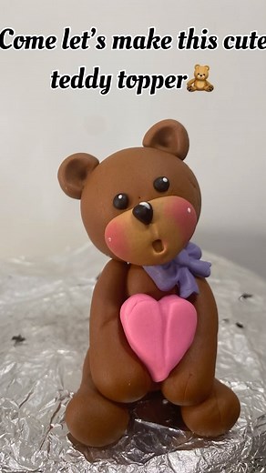 Cute teddy topper tutorial 笠 #teddytopper #fondanttopper #fondantteddy #tutorial #freetutorial #artesanocakes #mumbai #malad #goregaon #cuteteddy | Artesano - Cake Art by Suchita | Facebook