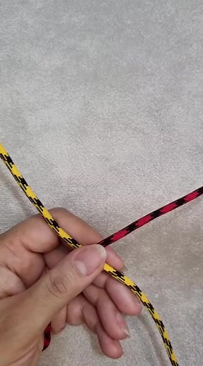 2.4K views · 16 reactions | DIY wrestling Knot⧸very professional Knot for you#shorts #knottutorial #shortsyoutube #diy #JZvmb0STNHM | Buildboxentertainment | Facebook