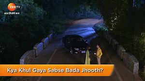Iss mushkil mein phasne ke baad, ab kya karna chahiye Navya ko? #KyaKhulGayaSabseBadaJhooth #ZeeOnTheGo #HamariwaliGoodNews Juhi Parmar Shakti Anand Srishti Jain #RaghavTiwari Bodhi Tree Multimedia | ZEE TV