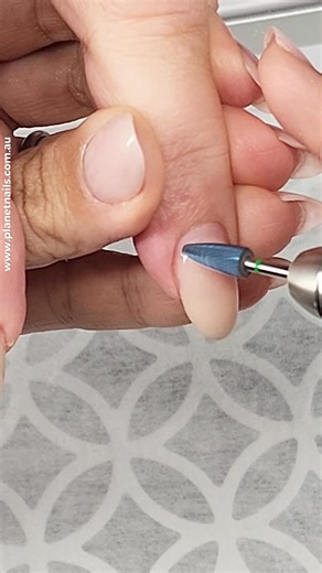 How fast can I de-bulk with the Eva Portable E-File? Take a guess! 🤔 ​ ​ ​ ​ ​ ​ ​ ​ ​ ​ ​ #EvaEFile #ElectricFile #EFile #NailDrill #TechPro #NailFiling #NailTechLife #NailTools #ProNailTools #NailEquipment #NailTechEssentials #NailSupplierAU #NailSupplierNZ #PlanetNailsAustralia | Planet Nails Australia