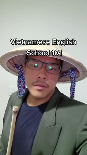 Vietnamese English School 101 #vietnam #vietglish #english #australia #vietaccent #myrealvoye #teacher #education #school #learning #language #shops