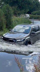 933K views · 5.2K reactions | Malakas sa Baha!Yan ang Toyota hilux. Kaso taas presyo na ngayun  #hilux #toyota | Car Reviews PH | Facebook