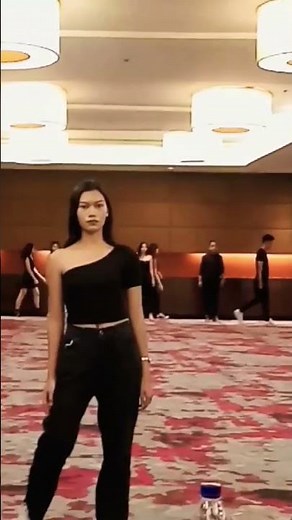 Kris Ann Modeling Practice Runaway