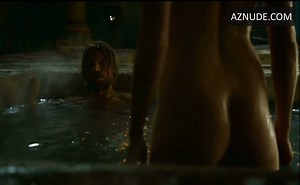 Gwendoline Christie Butt Scene in Game Of Thrones