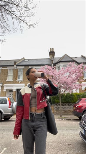 When your Hot girl walks 💅 turn into Hot girl thrifts ♻️ | Gumtree UK