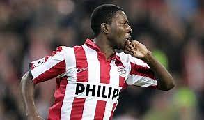 172K views · 5.4K reactions | Después del Mundial de Alemania 2.006 Édison Méndez fue tentado por varios equipos de Europa, el "Kinito" apostó por jugar en el PSV donde habían militado sus ídolos Ronaldo y Romario, estos son los mejores momentos del mediocampista ecuatoriano en Europa y su título con Liga de Quito en la Copa Sudamericana. | Pasaporte a la gloria | Facebook