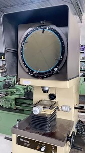 Projetor de Perfil Mitutoyo PJ-300H Disponível com micrômetro analógico e digital chama no zap 11954419969 | Passarote