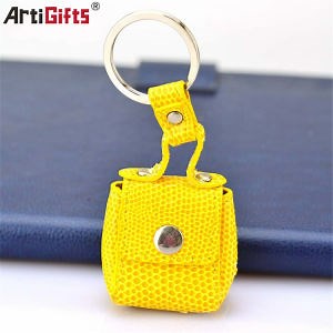 [Hot Item] Custom Embossed Blank Car Logo Leather Key Chain