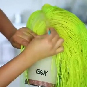 11 reactions | Loving that lime green vibes Dye from Blonde Hair IshowBeauty.com ( Advice: if you want to dye to light hair , Blonde 613 hair is the best choice ) #IshowHair #IshowBeauty #BlondeHair #Blondehairgoals #blondehairstyles #greehair #greenhaircolor #summerhairstyle | IshowBeauty | Facebook