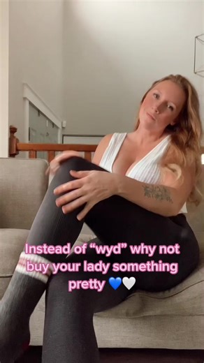 #onlyfriensnds #fakebody #miltf #foryoureyesonly #croptop #socks #sockson