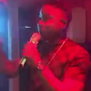 1.1K views | [ Viral Video ] WATCH video of rapper Franko as he talks about hearing just one Cameroonian song being played in Nigeria during his 2 weeks stay there. Versus Spending 30 minutes at Rue de la Joie in Douala and hearing all of Nigeria's discography there . _____________________________________________ Subscribe to 237Showbiz telegram channel here => https://t.me/official237showbiz Follow 237ShowbizStudios #237Showbiz #WeYamo | 237Showbiz | Facebook