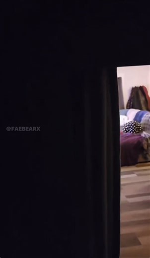 That innocent girl you were talking to on tinder 😏 asked you if you wanted to come over and help record her demo for school 🏫 But her apartment was a BBC GOONCAVE just like yours whiteboi 😂 twice the size of yours 🤧 #bnwo #extremebnwo #bbcmemes