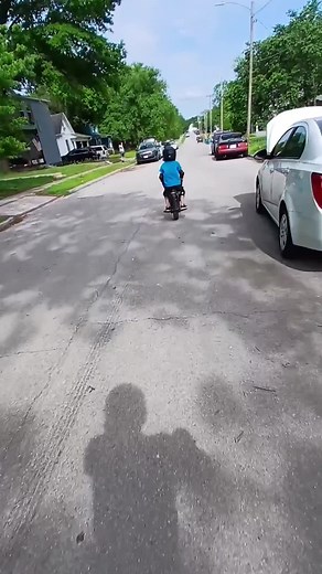 Daad... PLEEAASE! He also ended up giving his drink to a homeless guy. This kid has huge talent and a huge heart. #dadandson ##EUC ##electricunicycle #helmetintercom