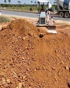 14K views · 157 reactions | Groundbreaking Initiatives: A Guide to Small Truck Backfilling and Bulldozer Methods in Project Commencement | Ideas Hermosa | Facebook