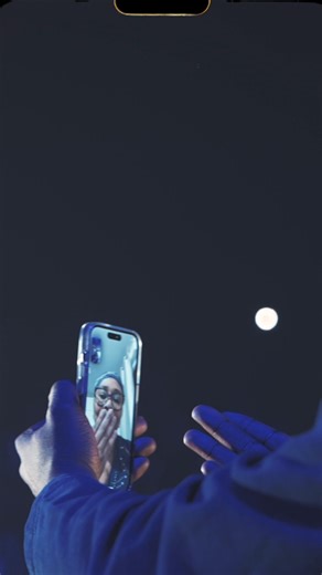 C’est toujours un grand moment d’émotion quand je chante Falling Star en concert ! Et vous c’est qui votre star ? ✨ | Fefe