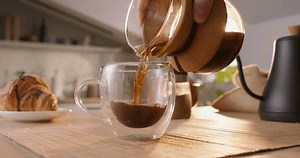 Une autre façon de préparer le : vidéo de stock (100 % libre de droit) 1104762671 | Shutterstock