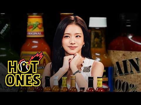 JISOO Is the Queen of Spice While Eating Spicy Wings | Hot Ones