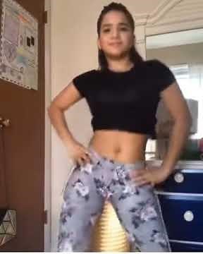 Guaynaa - “ReBoTa Challenge” 🍑