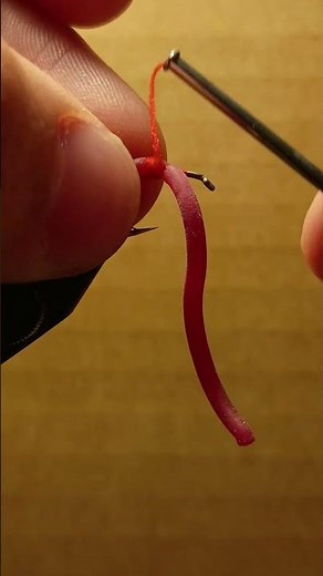 The super simple and effective San Juan Worm #flytying #flyfishing #fishinggear