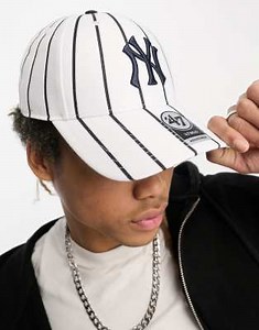 47 Brand MLB NY Yankees baseball cap in white with black pinstripes | ASOS