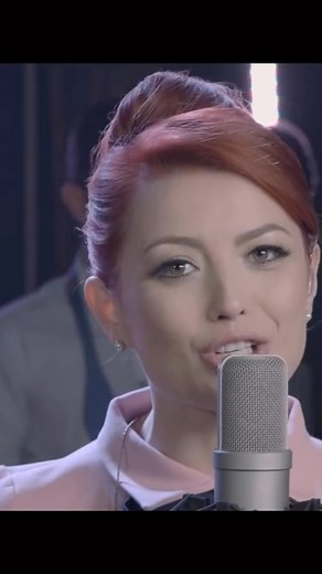 92K views · 1K reactions | Mi-l furară, Doamne, adineauri Pe înaltul domn cu tot cu lauri, Mă uscam de dor, în piept cu plânsul Nu ştiam că dor mi-era de dânsul, Nu ştiam că doina mi-o furară Cu străvechea şi frumoasa ţară - Eminescu. Toata piesa o gasesti aici: https://youtu.be/28FdRT7vLf8?si=FDP37yxDIZSm-S-9 | Elena Gheorghe | Facebook