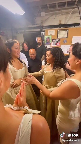 Two very important debuts happened today! #hamiltok #hamilton #hamiltoninsider #broadway #broadwayinsider #theater #hamfam #debut #backstage #behindthescenes #bts @hamiltonmusical