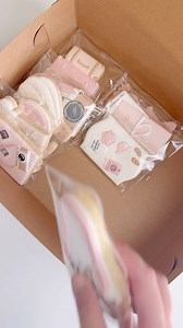 1.9K views · 49 reactions | All the cookie designs I made for a girly themed travel baby shower! Which design is your fav? Recipes, classes, templates and more at hanamadecookies.com #babyshowercookies #babyshowerideas #girlybabyshower #cookiepackaging #icedcookies | Hanamade Cookies | Facebook