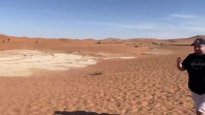 27 reactions | Christian was bietjie moeg geloop in die Woestyn! #namibia #namib #woestyn #deadvlei #dessert | Die Wildberries | Facebook