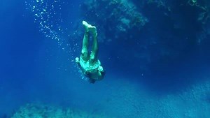 “My PADI allows me to share my love and passion for freediving with the world.” Adam Stern, PADI Freediver Instructor Trainer | PADI