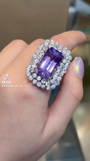 Amethyst gemstone ring#wawalooks #gemstone #amethyst #rings #jewellery #blingbling #elegant | WAWA LOOKS | Facebook