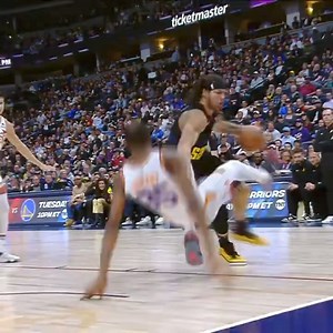 87K views · 288 reactions | KD 成功搏得 Gordon charging  - 來源：NBA | 極力誌籃球 Clutch | Facebook