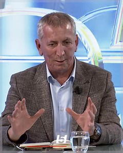 22K views · 155 reactions | "A na leqiti SHBA-ja" krahasimi interesant i Anton Qunit | Debat Plus | Facebook