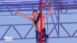 Ninja Warrior 2022 - FINALE - Phénoménal ! Clément Gravier explose tous les records - La Tour des héros