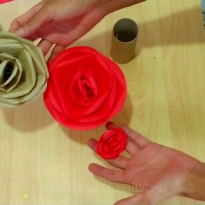 Como hacer rosas de papel paso a paso. | Manualidades sencillísimas