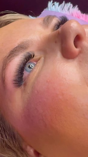 The flutter 🦋🦋🦋 #lashextensions #hasland #lashes #hybrids #russianlashes #lashesinchesterfield #nathanlashesproducts @nathanlashes | 𝙿𝚛𝚒𝚜𝚖 Lashes&Beauty