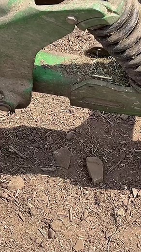 #johndeere #farmtok #7800johndeere #mowing #fyp #nodaysoff #consistency | Randy Eberly