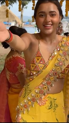 2.5K views | Tejasswi dancing her heart out at a friends ‘Haldi event’ reminds us of basant days in Lahore @tejasswiprakash . . . #BridesAndYou #tejasswiprakash #basant #bollywood #songs #instareels #reelit #reelkaro #instamood #instalike | Brides & You | Facebook