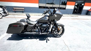 Bike of The Day! Eric checks out this kick ass 2020 H-D Road Glide Special! https://www.mobilebayharley.com/Motorcycles-Harley-Davidson-Road-Glide-Special-2020-Mobile-AL-06df1d05-9438-40fd-adf0-b1c001388f8b | Mobile Bay Harley-Davidson | Facebook