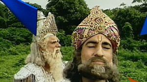 2.1K views · 48 reactions | आइए करें उन्हीं सुनहरे दिनों को याद! अब एक बार फिर से महाभारत की महागाथा का प्रसार, सिर्फ डीडी नेशनल पर! देखना न भूलें, सोमवार से शनिवार, शाम 5:00 बजे। #Mahabharat #MahabharatOnDD | Doordarshan National (DD1) | Facebook