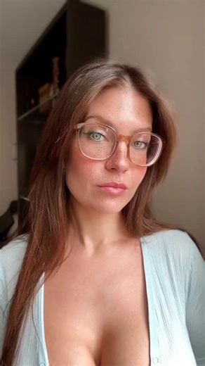 Good morning ☀️🥰 #follow #fans #munich #germany #switzerland #zurich #fyp #loveme #followers #likes #instalike #models #model #modeling #liesazartprickeland #fashiontiktok #instagood