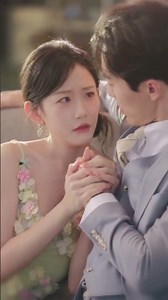 Everyone froze after that slap. 😆#srub85 #flickreels #cdrama #drama