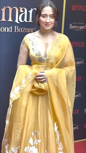 6.9K views · 43 reactions | Sanjeeda Sheikh at #Heeramandi success Bash #SanjeedaSheikh | Movie Talkies | Facebook