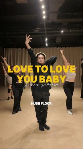 Did a short. Sweet, and sensual basic waacking choreo recently sa @nudefloor! Feeling ourselves to the tune of the classic #LoveToLoveYouBaby by @officialdonnasummer! Salamat sa mga pumunta! #Waackshop #Waacking #Waack #Disco | Christian Lao